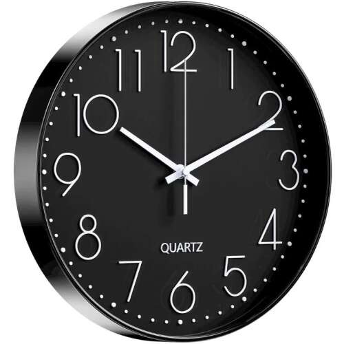 Vedere unghiulară a unui ceas de perete cu cameră spion iUni W31 negru