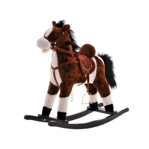 Barna és fehér hintaló nyereggel és gyeplővel, hintaló gyerekeknek
