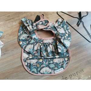 Water-resistant baby bib with floral pattern, suitable for babies from 3 months old - Bib & Burp Cloth