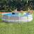 Intex Prism Frame Metallpool mit Familie im Pool