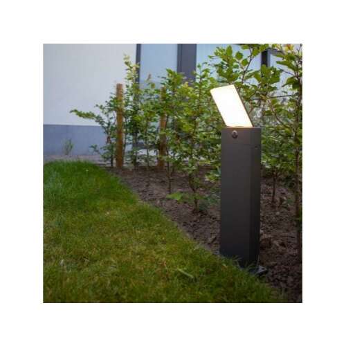 LUTEC PANO LED kültéri állólámpa kerti környezetben, sötétszürke, IP54