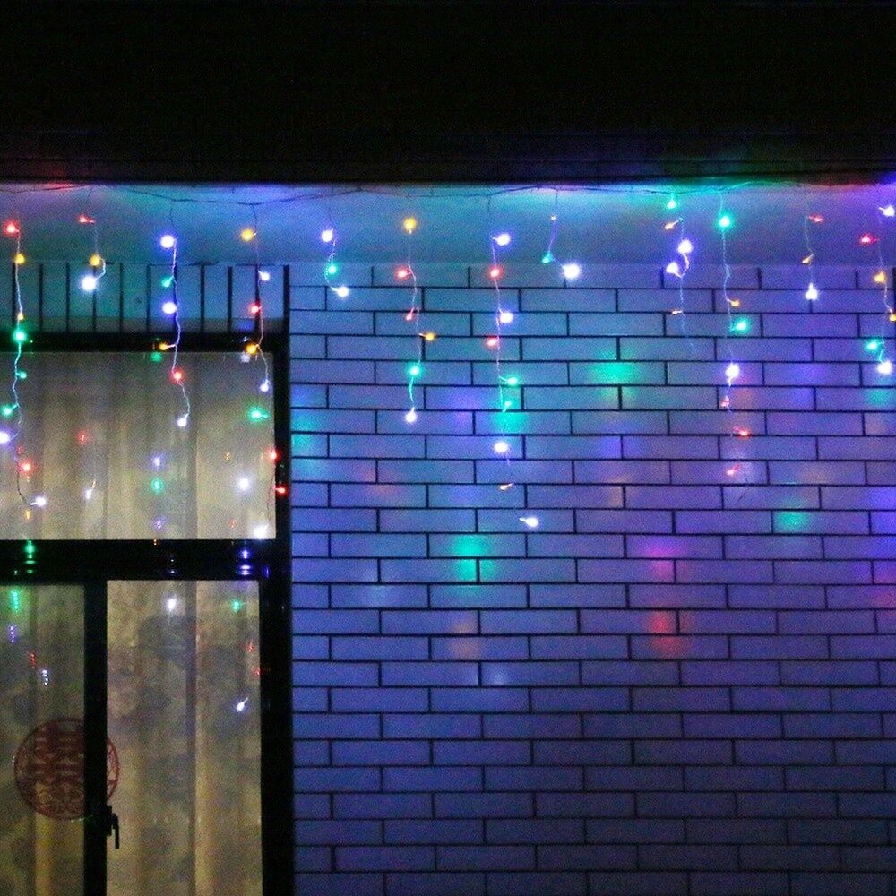 Instalacja świąteczna, 40 m, 1144 diody LED, frędzle, czerwony/zielony/niebieski, lampa błyskowa, transformator, możliwość łączenia, w zestawie przedłużacz 3 m, czarny przewód, Flippy