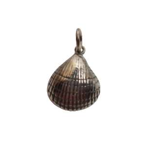 Jolie Silver 925 Sterling Silver Large Shell Pendant - Women's Accessory