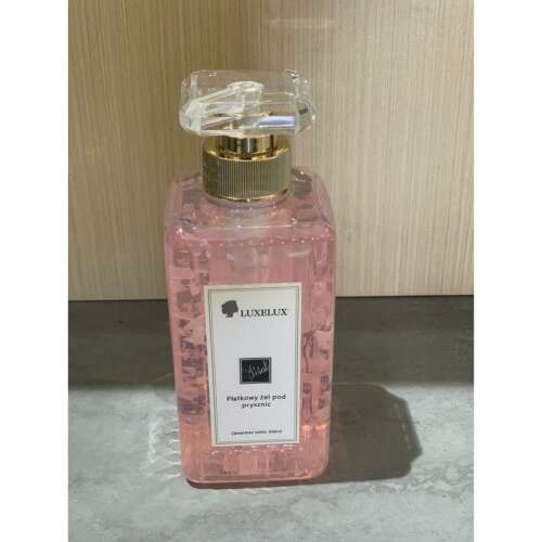 LuxeLux Petal zuhanyzselé, 500ml, rózsaszín, hidratáló, kímélő, krémes