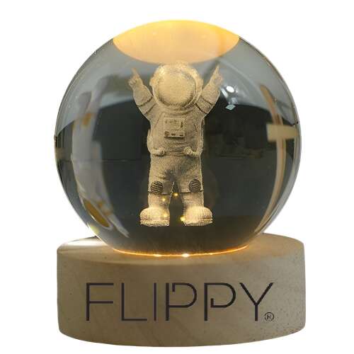 Flippy Astronaut 3D Kristall LED Nachtlicht, Warmweißes Licht, USB-betrieben, Holzsockel