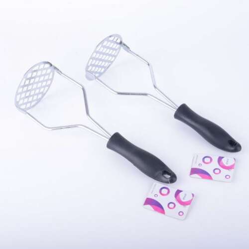 Rozsdamentes acél krumplitörő fekete műanyag nyéllel