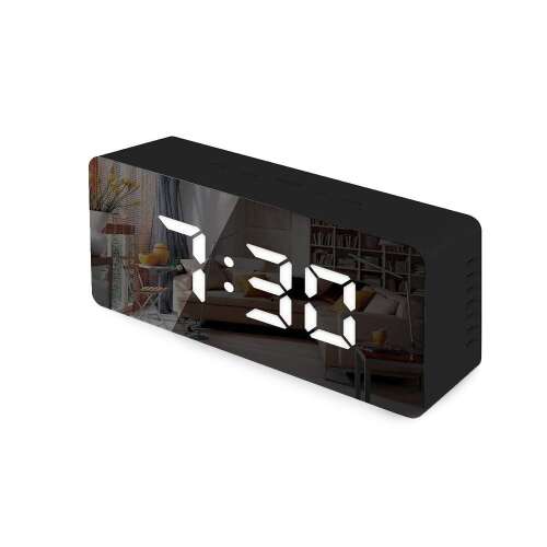 Fekete tükör digitális ébresztőóra fehér LED kijelzővel, amely 7:30-at mutat, tükörfelülettel