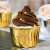Goldene Muffinform, Marke Ruhhy, mit Schokoladen-Cupcake