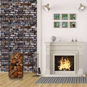 Antracit színű fém tűzifa állvány nappali környezetben kandalló mellett - Tűzifa állvány