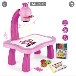 Hercegnős, Projektoros, rajzasztal