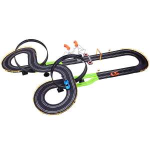 Elektrická pretekárska dráha s dvoma autami, dvoma ovládačmi a počítadlom kôl - Autá a vozidlá