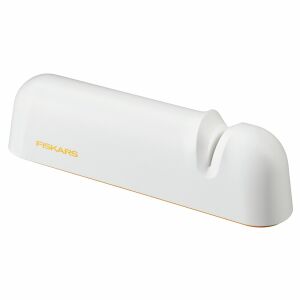 Pohľad z uhla na brúsku na nože Fiskars Functional Form Roll-Sharp - Brúsky na nože