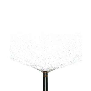 Rain Bird 1800 High Efficiency Einstellbare Düse 15 Schwarz in Aktion, sprüht Wasser - Rain Bird