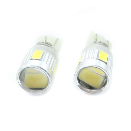 Két Carguard LED izzó, T10 foglalat, 180 lumen, szuper fehér fény, belső vagy csomagtartó világításhoz - Carguard