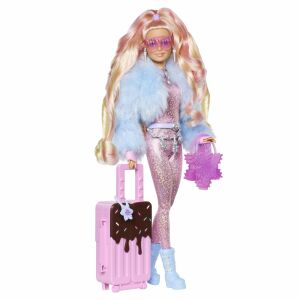 Barbie Extra Fly Szőke Baba Rózsaszín Bőrönddel és Szőrme Kabáttal - Mattel