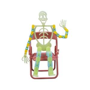 Jucărie schelet flexibilă care strălucește în întuneric pe un scaun, decorațiune de Halloween, jucărie antistres - Decorațiuni de Halloween