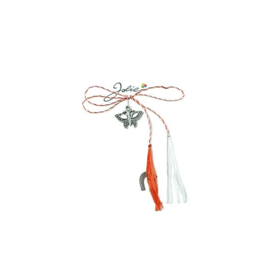 Jolie Martisor Tradicionális Modell 0207: Kézzel készített romániai martisor ezüst pillangó medállal és korall színű rojtokkal. Tökéletes ajándék március 1-re.