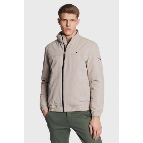 Tommy Jeans Essential DM0DM14454 férfi dzseki bézs színben, elölről