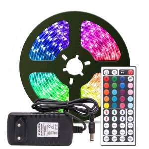 Bandă LED de 5 m cu adaptor RGB color cu telecomandă cu 44 de butoane 40263445 benzi cu LED-uri