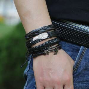 Bőr karkötő készlet szárnnyal, fekete, egy méret mindenkinek