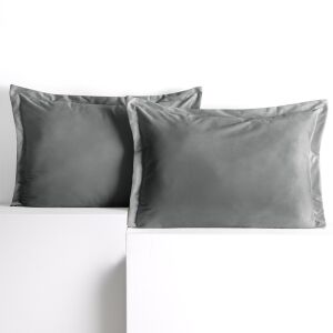 Două fețe de pernă AmeliaHome Velvet argintii pe fundal alb - Huse pentru perne decorative