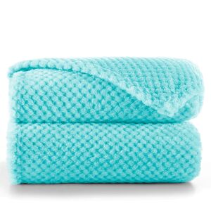 Folded DecoKing HENRY turquoise embossed blanket, soft and cozy - Bedding