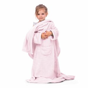Одеяло Lazykids пудра розово с ръкави, момиче го носи - Паплан и Pléd