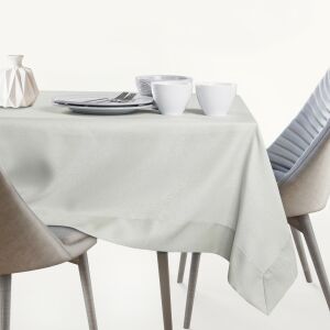 AmeliaHome Empire cream tablecloth on dining table - Interior design