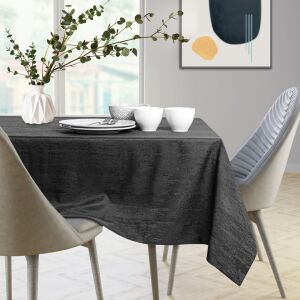 Grafitowy obrus AmeliaHome Vesta z wytłoczeniami na stole w jadalni - Projektowanie wnętrz
