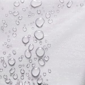 Nahaufnahme der wasserabweisenden helllila Tischdecke Vesta von AmeliaHome - Innenarchitektur