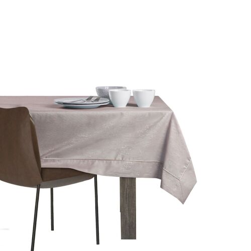 AmeliaHome Vesta powder rose embossed tablecloth on dining table