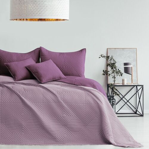 AmeliaHome SOFTA purple microfiber bedspread 260x280 cm on a bed in a bedroom setting