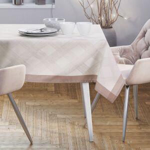 AmeliaHome Milluza krémszínű, metálfényes mintás asztalterítő egy étkezőasztalon - AmeliaHome