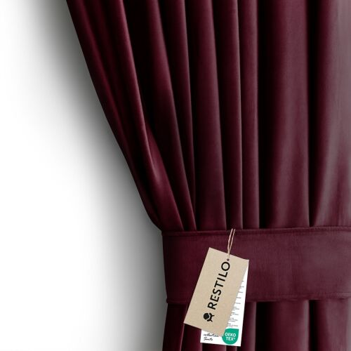 AmeliaHome Velvet blackout curtain in red with tieback