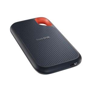 SanDisk Extreme Portable 1000GB SSD, черен с оранжеви акценти, ъглов изглед - SanDisk