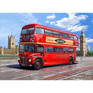 Revell London Bus 1:24 méretarányú modellkészlet, ikonikus piros emeletes busz - Revell Modell, makett