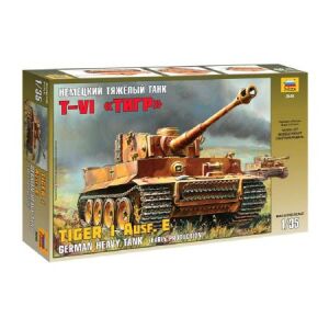 Zvezda Tiger I Early Kursk 1:72 méretarányú makett harckocsi - Kreatív & Építő játék