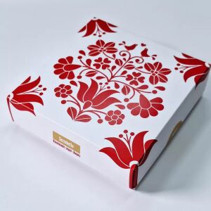 Cukrobello Virág formacukor piros magyar kalocsai motivumos dobozban 112615146 - Potraviny & Nápoje