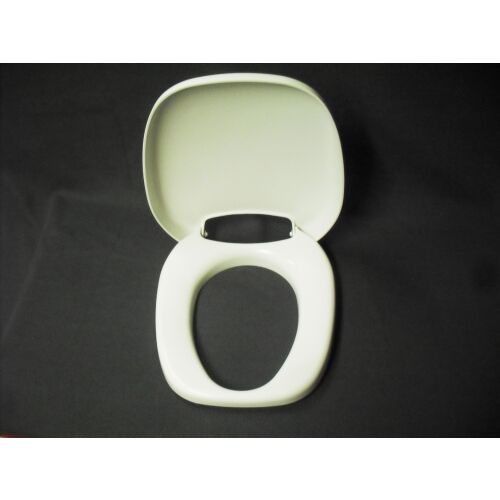 Fehér műanyag WC ülőke kültéri WC-hez