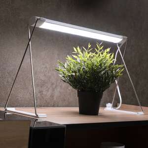 Ledvance Mini Garden grow light illuminating a plant - Grow Light