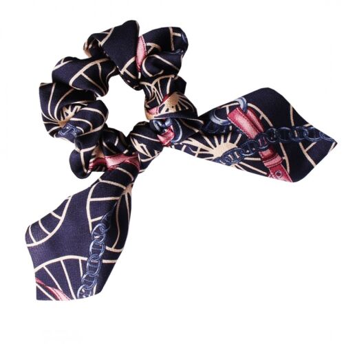 Rövid sál haj kötözésére legfeljebb 10 cm átmérőjű rugalmas szalaggal, kioldási lehetőséggel 113053468