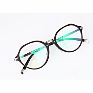 Divat szemüveg, Model 6 OK102, cserélhető lencsékkel, fa szerkezet, szélesség 13,9 cm - magasság 4,9 cm 121051206 - Monitor szemüveg