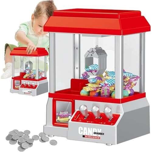 Cukorkafogó játék gép gyerekkel játszva, arcade játék gyerekeknek