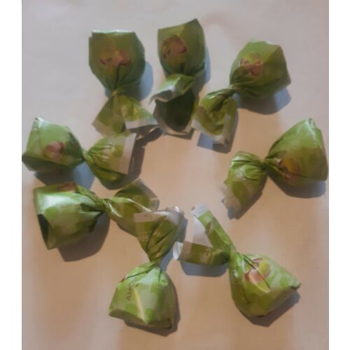 Pisztácia izű krémmel töltött függelék 0,5 kg 113151314