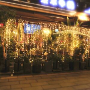 Flippy 170m karácsonyi jégcsap fényfüzér meleg fehér LED-ekkel, étterem külső dekoráció. - Fényfüzér