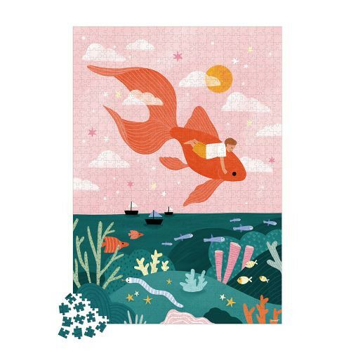 A kirakott Janod Tengeri álom 1000 darabos puzzle egy fantasztikus víz alatti világot ábrázol, ahol egy fiú egy óriási aranyhalon lovagol.