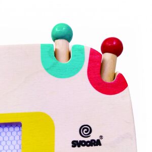 Prim-plan cu stilourile tablei de desen magnetic Svoora - Planșe de desen