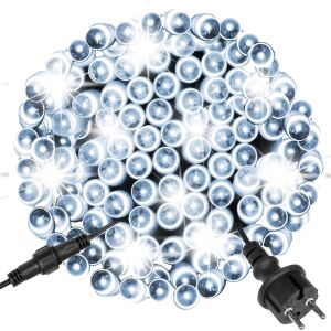 Közelkép a Fényfüggöny 500 LED hideg fehér fényfüzérről a hálózati adapterrel - Springos Fényfüzér
