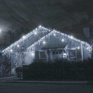 Къща, украсена с LED ледени светлини Springos в студено бяло - Lightshine