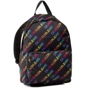 Calvin Klein Jeans Campus Bp 45 Pride Rucksack, schwarz mit Regenbogen-Logo-Druck - Rucksäcke